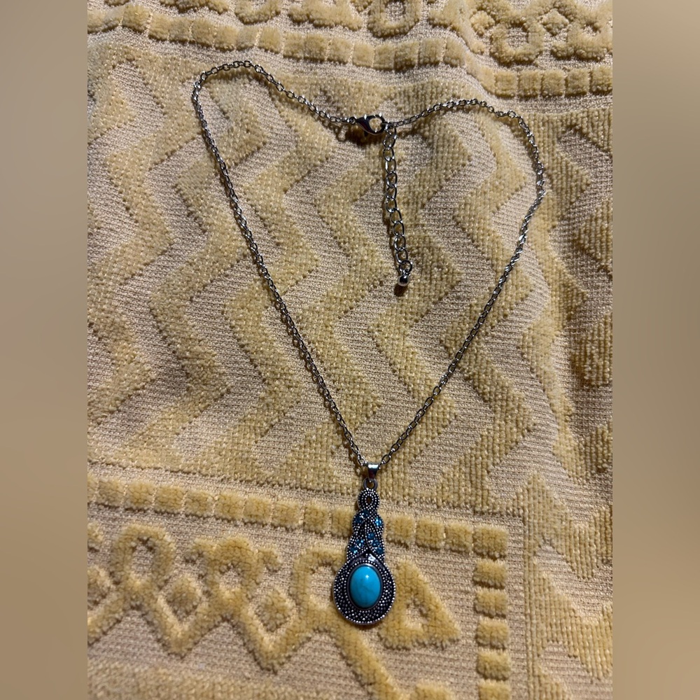 Turquoise Teardrop Pendant Necklace - Silver Tone Women’s Jewelry